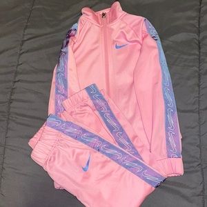 Nike toddler pink NIKE 2 piece sweatsuit